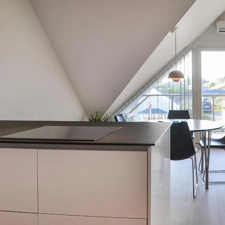 Stunning In With House A Panoramic View *